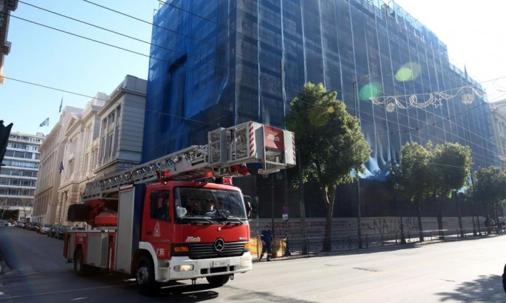 Βόμβα στο υπουργείο Εργασίας! Φόβοι για δεύτερο χτύπημα-Έρευνες για «γιάφκα» στην Αθήνα